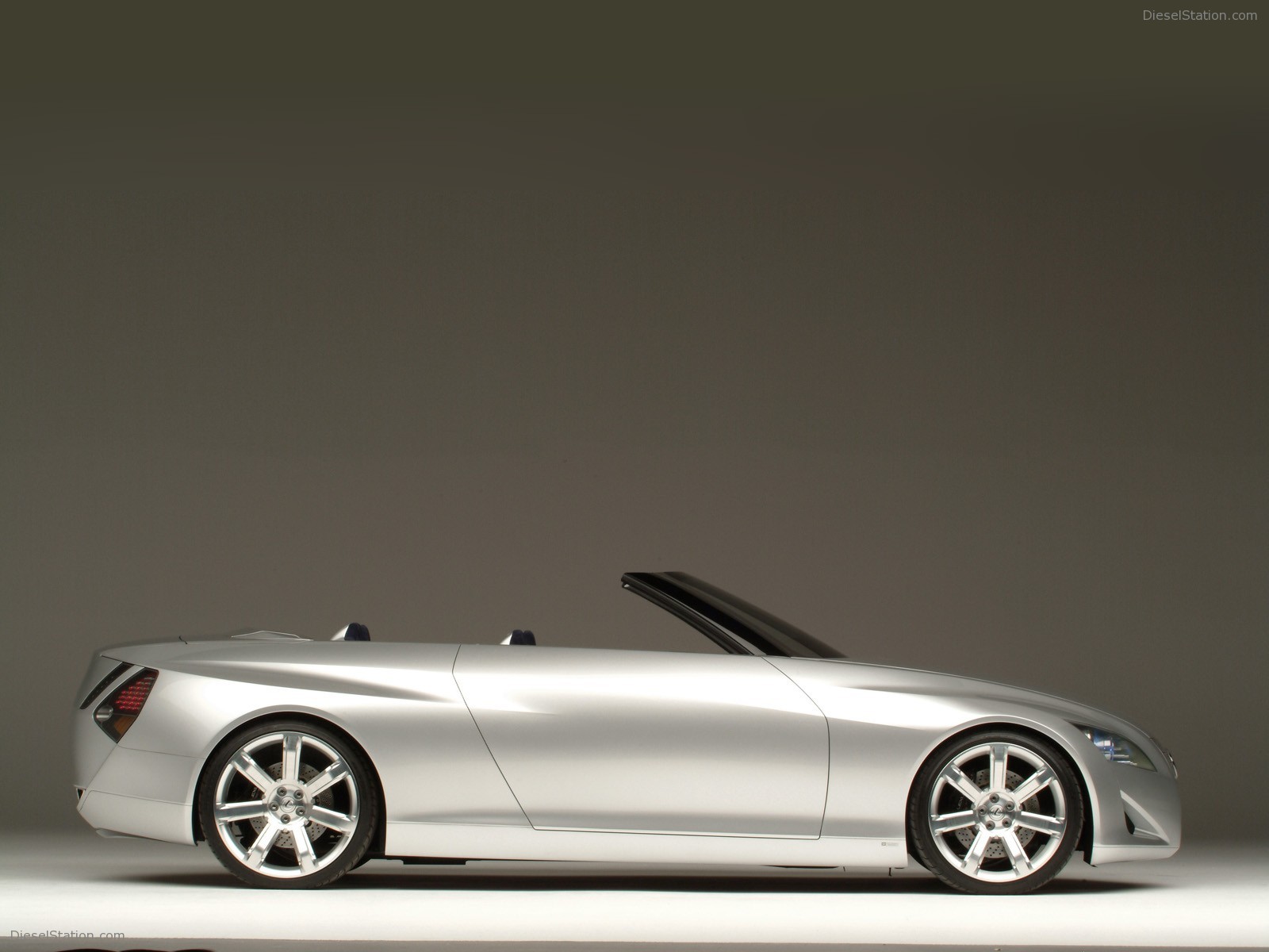 Lexus LF-C Concept